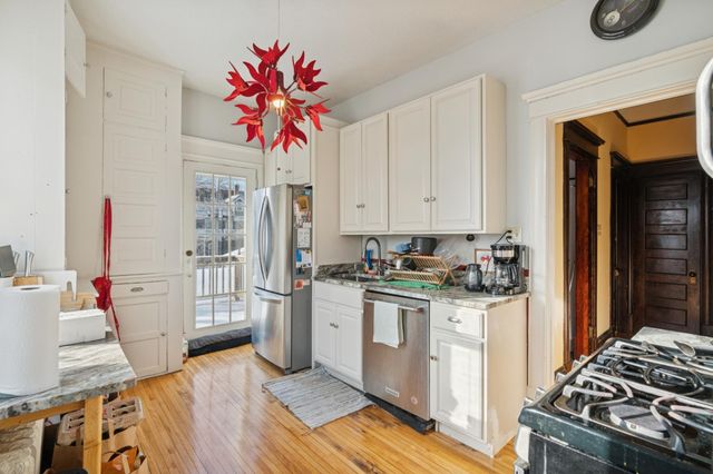 2120 Emerson Avenue S, Minneapolis, MN 55405