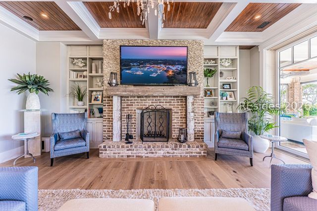 22 Snowy Egret Rd, Hilton Head Island, SC 29928