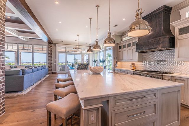 22 Snowy Egret Rd, Hilton Head Island, SC 29928