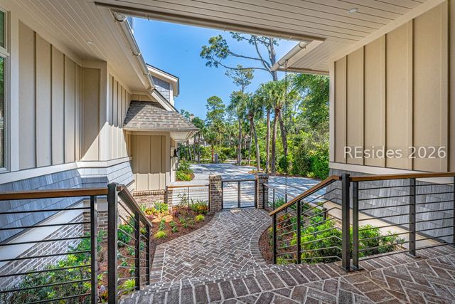 22 Snowy Egret Rd, Hilton Head Island, SC 29928