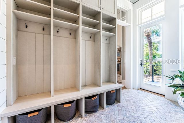 22 Snowy Egret Rd, Hilton Head Island, SC 29928