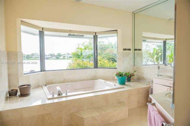 4655 SW 89th Ave, Miami, FL 33165