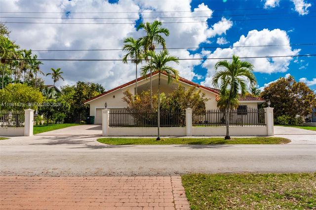 4655 SW 89th Ave, Miami, FL 33165