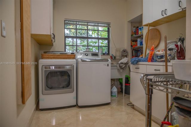 4655 SW 89th Ave, Miami, FL 33165