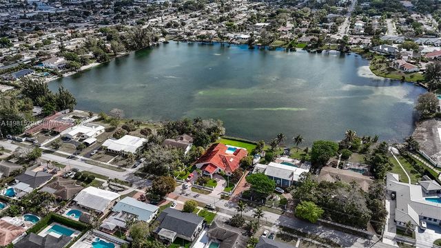 4655 SW 89th Ave, Miami, FL 33165