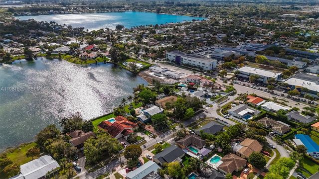 4655 SW 89th Ave, Miami, FL 33165