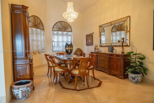 4655 SW 89th Ave, Miami, FL 33165