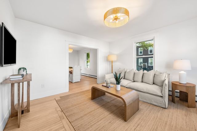 40 South Warren, Haverhill, MA 01835
