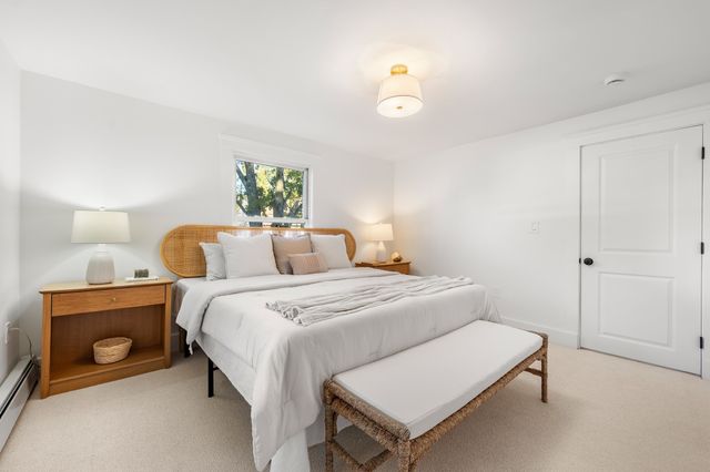 40 South Warren, Haverhill, MA 01835