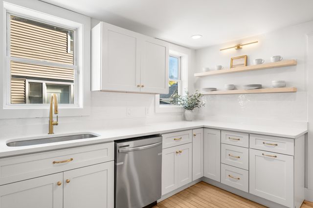 40 South Warren, Haverhill, MA 01835