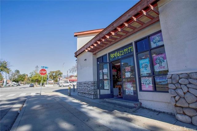 208 E Holt, Pomona, CA 91767