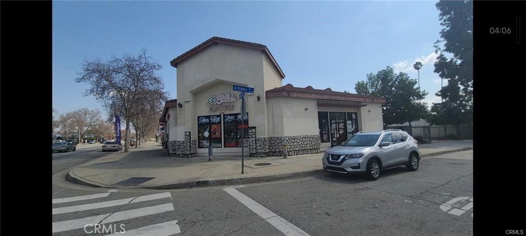 208 E Holt, Pomona, CA 91767