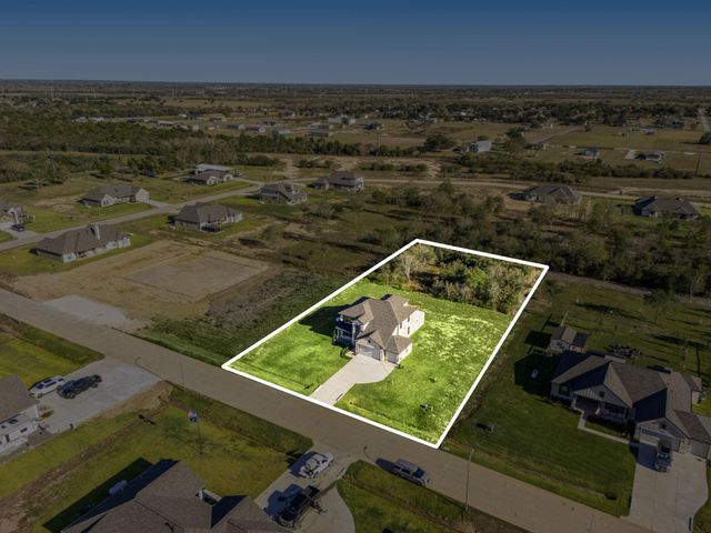1081 Westfork Drive, Sealy, TX 77474
