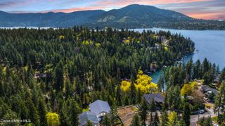 162483 N Lakeview Dr, Hayden Lake, ID 83835