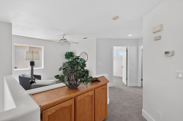 9087 TRUMBAUER Way, Elk Grove, CA 95758