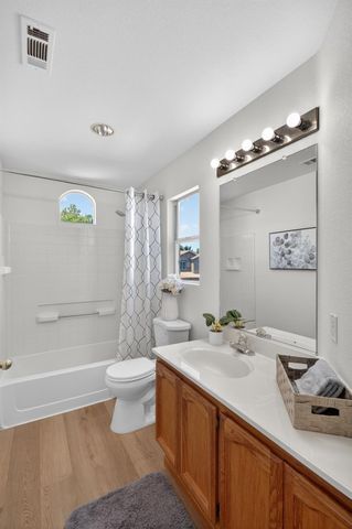 9087 TRUMBAUER Way, Elk Grove, CA 95758