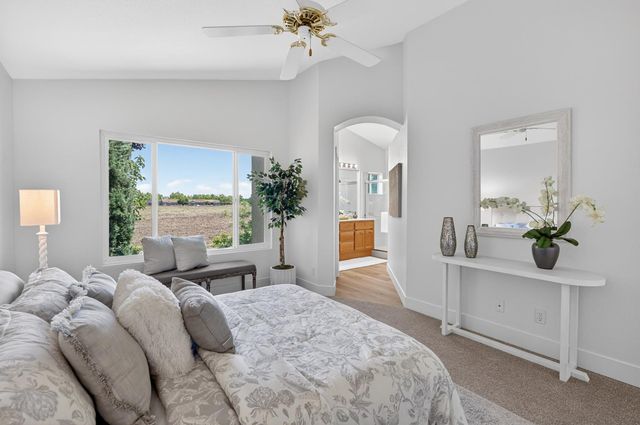 9087 TRUMBAUER Way, Elk Grove, CA 95758