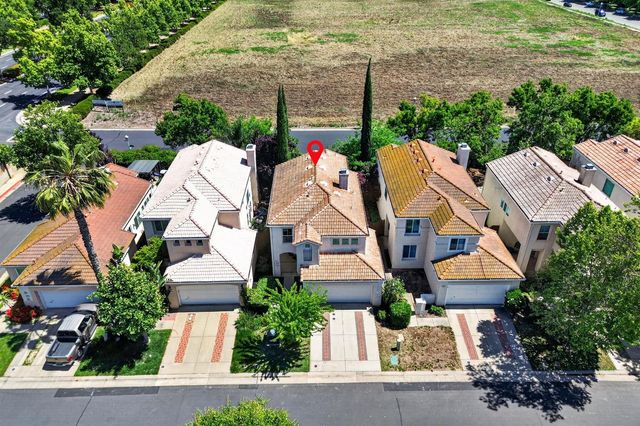 9087 TRUMBAUER Way, Elk Grove, CA 95758