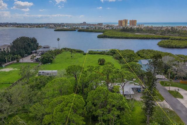 13798 74TH AVENUE, Seminole, FL 33776