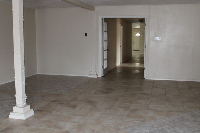 10520 Santa Paula Drive, Socorro, TX 79927