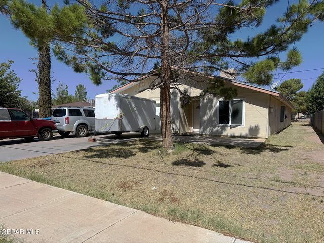 10520 Santa Paula Drive, Socorro, TX 79927