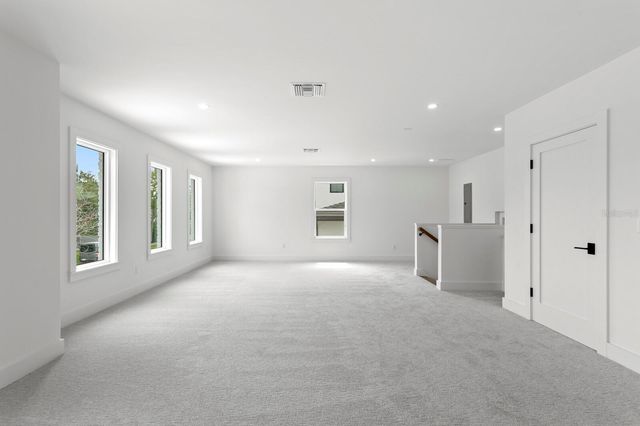 5023 W DANTE AVENUE, Tampa, FL 33629