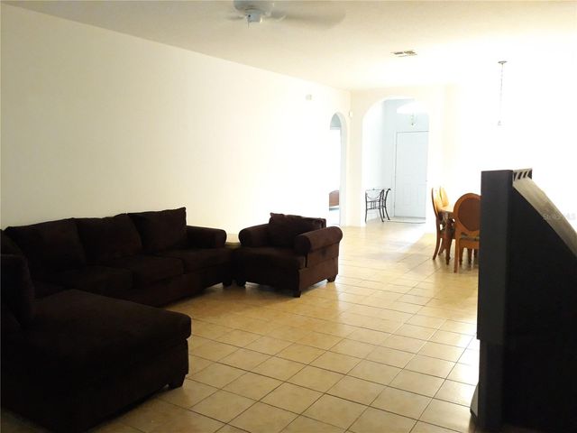 338 MAGICAL WAY, Kissimmee, FL 34744