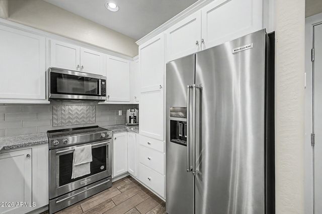 3935 E ROUGH RIDER Road 1376, Phoenix, AZ 85050