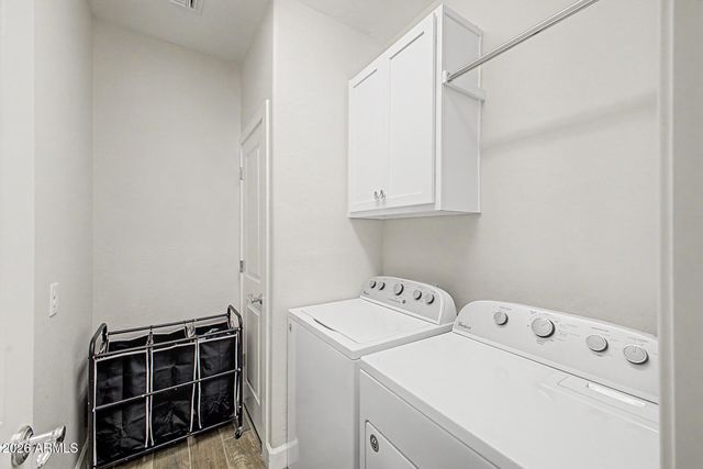 3935 E ROUGH RIDER Road 1376, Phoenix, AZ 85050