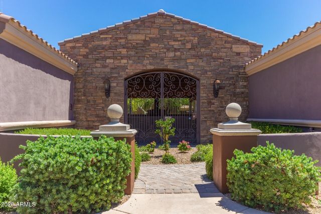3935 E ROUGH RIDER Road 1376, Phoenix, AZ 85050