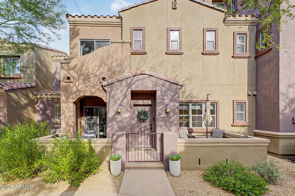 3935 E ROUGH RIDER Road 1376, Phoenix, AZ 85050 — photo 2
