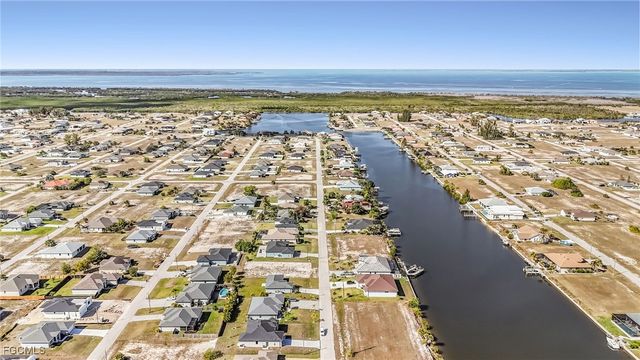 4202 NW 33rd ST, Cape Coral, FL 33993