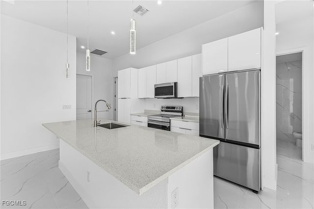 4202 NW 33rd ST, Cape Coral, FL 33993