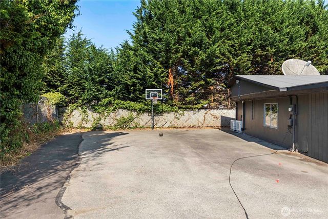 3062 44th st e, Tacoma, WA 98443