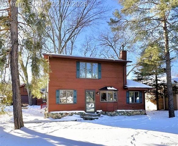 3224 Mc Comb Street, Ann Arbor, MI 48108