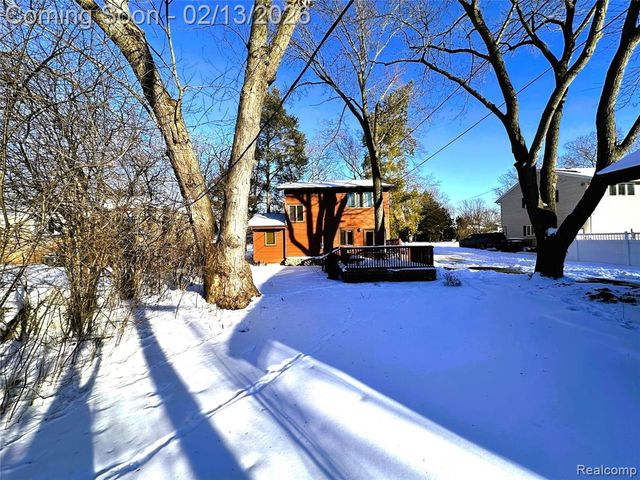 3224 Mc Comb Street, Ann Arbor, MI 48108