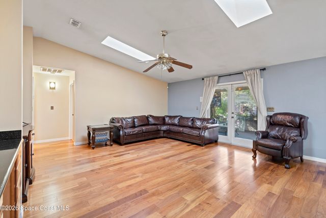 874 Gabriel Avenue NE, Palm Bay, FL 32907