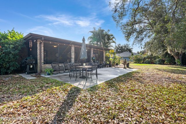 874 Gabriel Avenue NE, Palm Bay, FL 32907