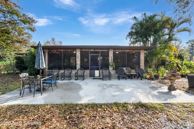 874 Gabriel Avenue NE, Palm Bay, FL 32907