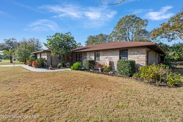 874 Gabriel Avenue NE, Palm Bay, FL 32907