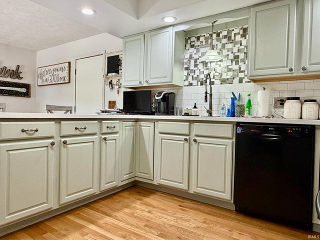 493 E State Road 58, Bedford, IN 47421