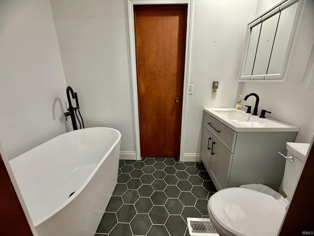 493 E State Road 58, Bedford, IN 47421