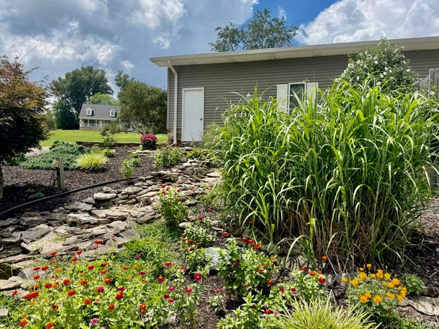 493 E State Road 58, Bedford, IN 47421