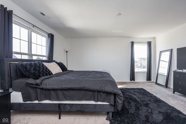 784 Jefferson Park Drive, Pittsboro, IN 46167