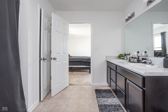 784 Jefferson Park Drive, Pittsboro, IN 46167