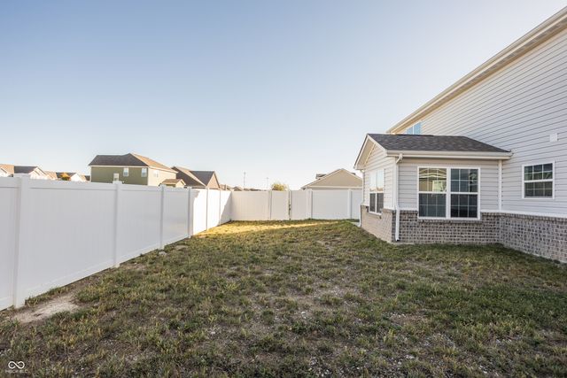 784 Jefferson Park Drive, Pittsboro, IN 46167