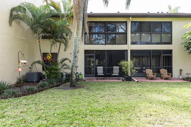 3183 S Carambola Circle 2392, Coconut Creek, FL 33066