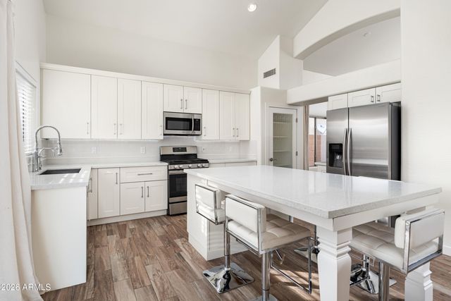 33454 N SYMER Drive, Cave Creek, AZ 85331