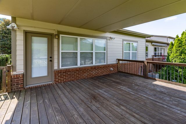 1121 Saddlebrook Drive, Chattanooga, TN 37405