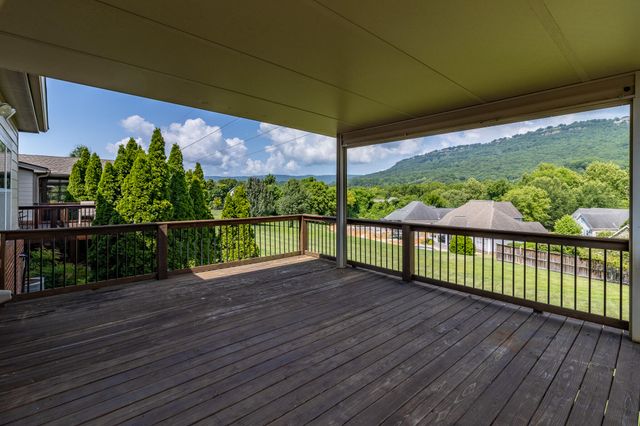 1121 Saddlebrook Drive, Chattanooga, TN 37405